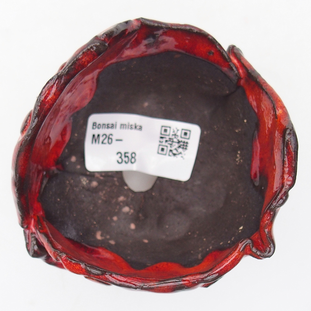 Ceramic shell 9 x 7,5 x 7 cm , colour red