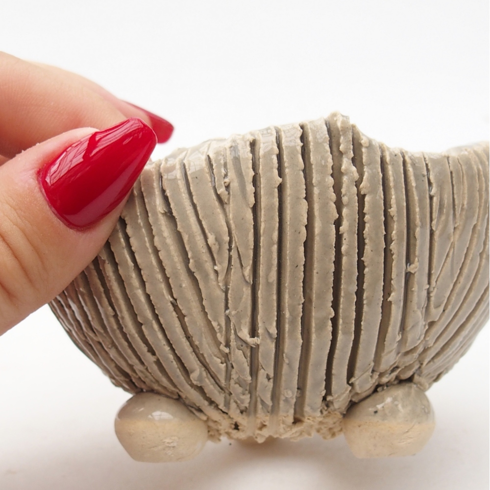 Ceramic Shell 9 x 8 x 6 cm , colour beige