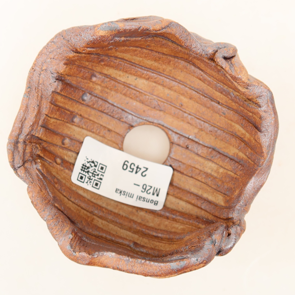 Ceramic Shell 9 x 8,5 x 6 cm , colour brown