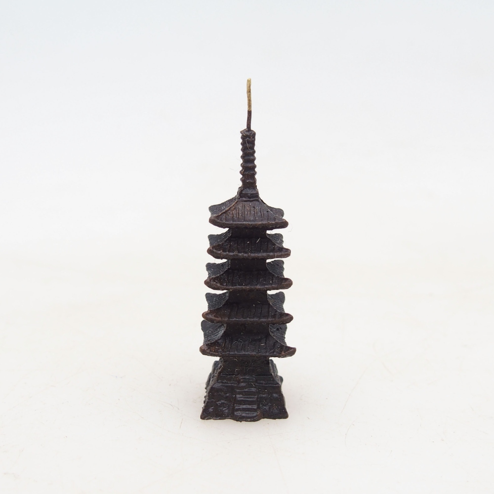 Metal figurine