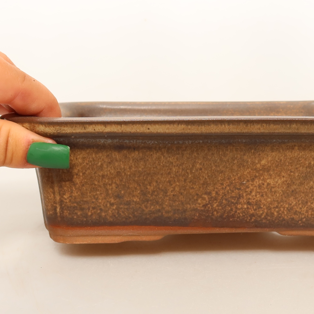 Ceramic Bowl  20 x 15.5 x 6 cm, brown