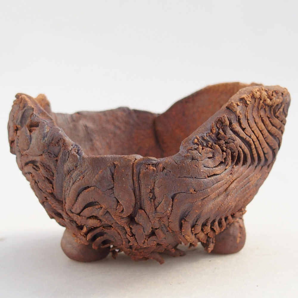 Ceramic Shell 8,5 x 8 x 5,5 cm , colour brown