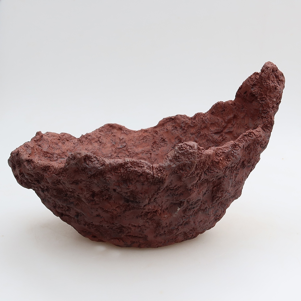 Ceramic Shell, 23 x 20 x 16.5 cm, brown