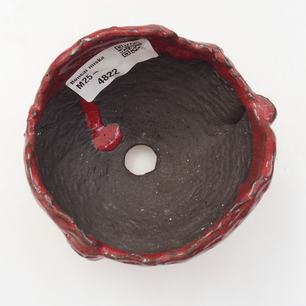 Ceramic shell 8,5 x 8 x 6 cm, color red