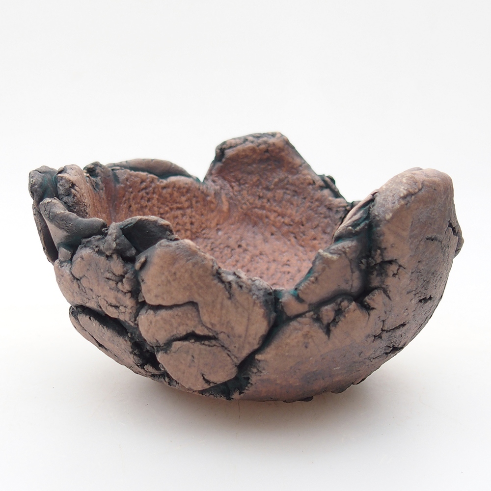 Ceramic Shell 9 x 9 x 6 cm , colour green