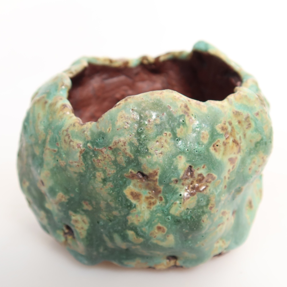 Ceramic Shell, 7 x 7 x 6 cm, green