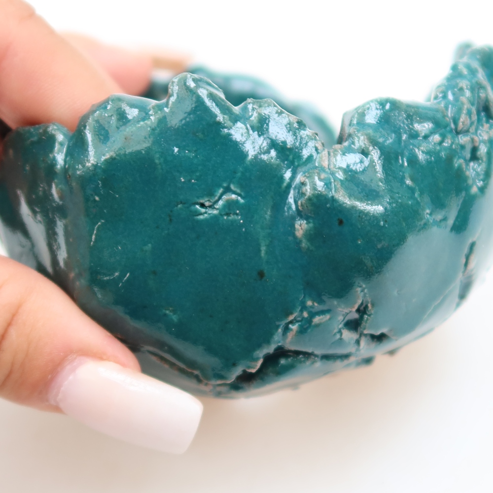 Ceramic Shell, 9 x 8.5 x 6 cm, green