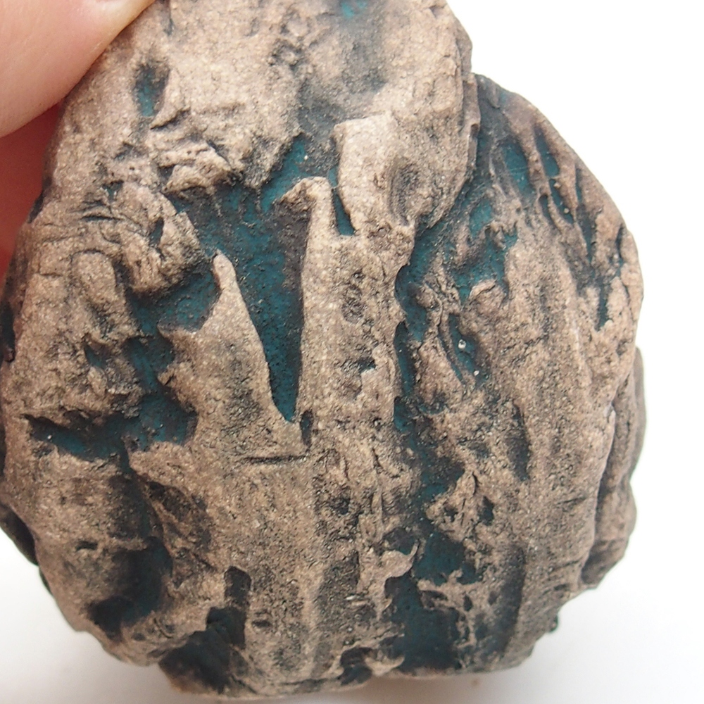 Ceramic Shell 6,5 x 5,5 x 6 cm , colour green