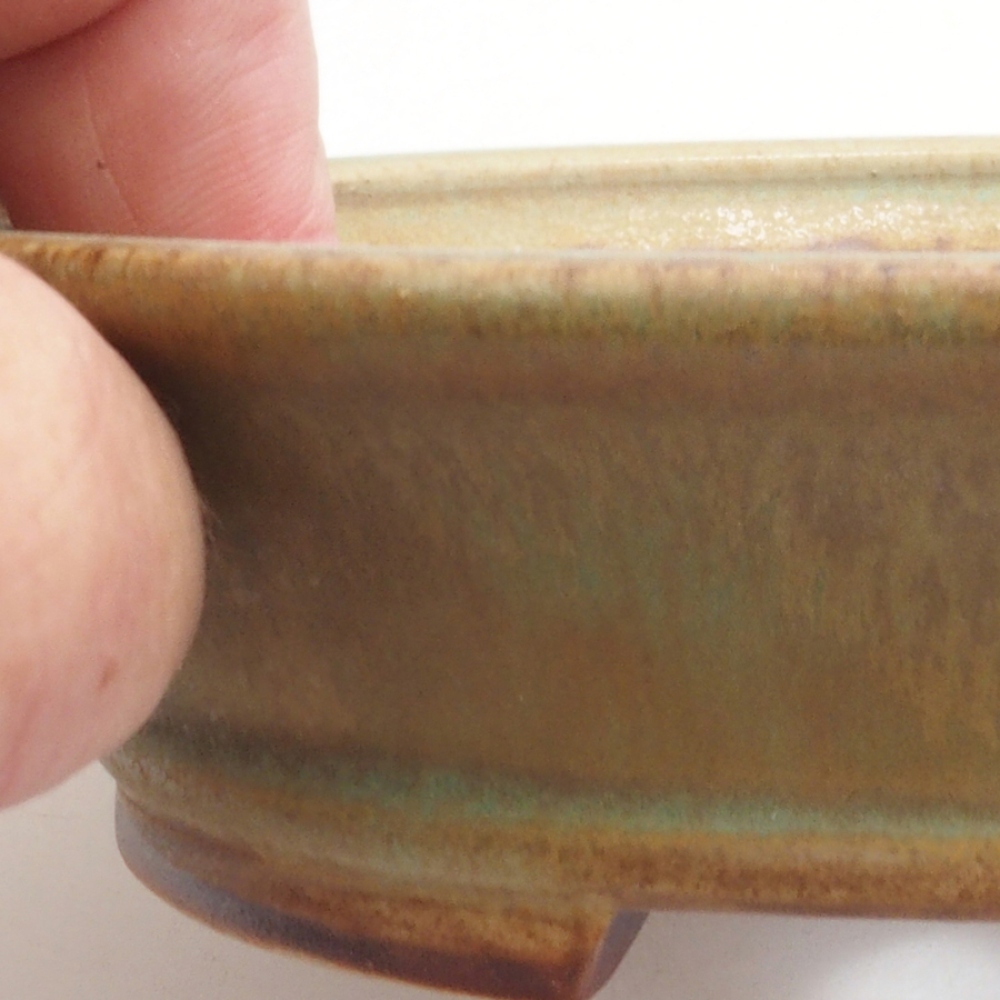 Ceramic bonsai bowl 13,,5 x 12 x 3,5 cm, color green
