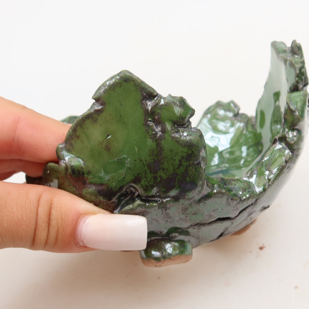 Ceramic Shell  11 x 11 x 7 cm, green