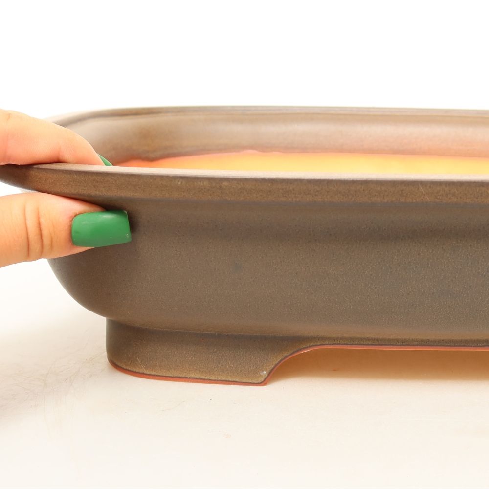 Ceramic Shell  33 x 25 x 9.5 cm, brown