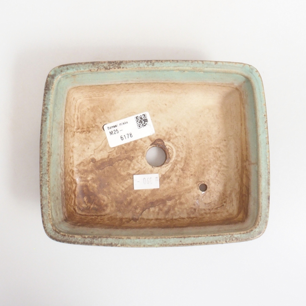 Ceramic bonsai bowl 17,5 x 14 x 5 cm, color green
