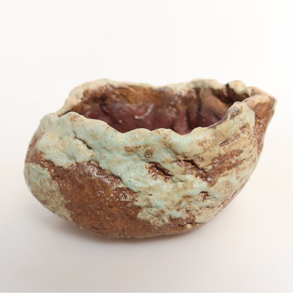 Ceramic Shell, 7.5 x 7.5 x 4.5 cm, green