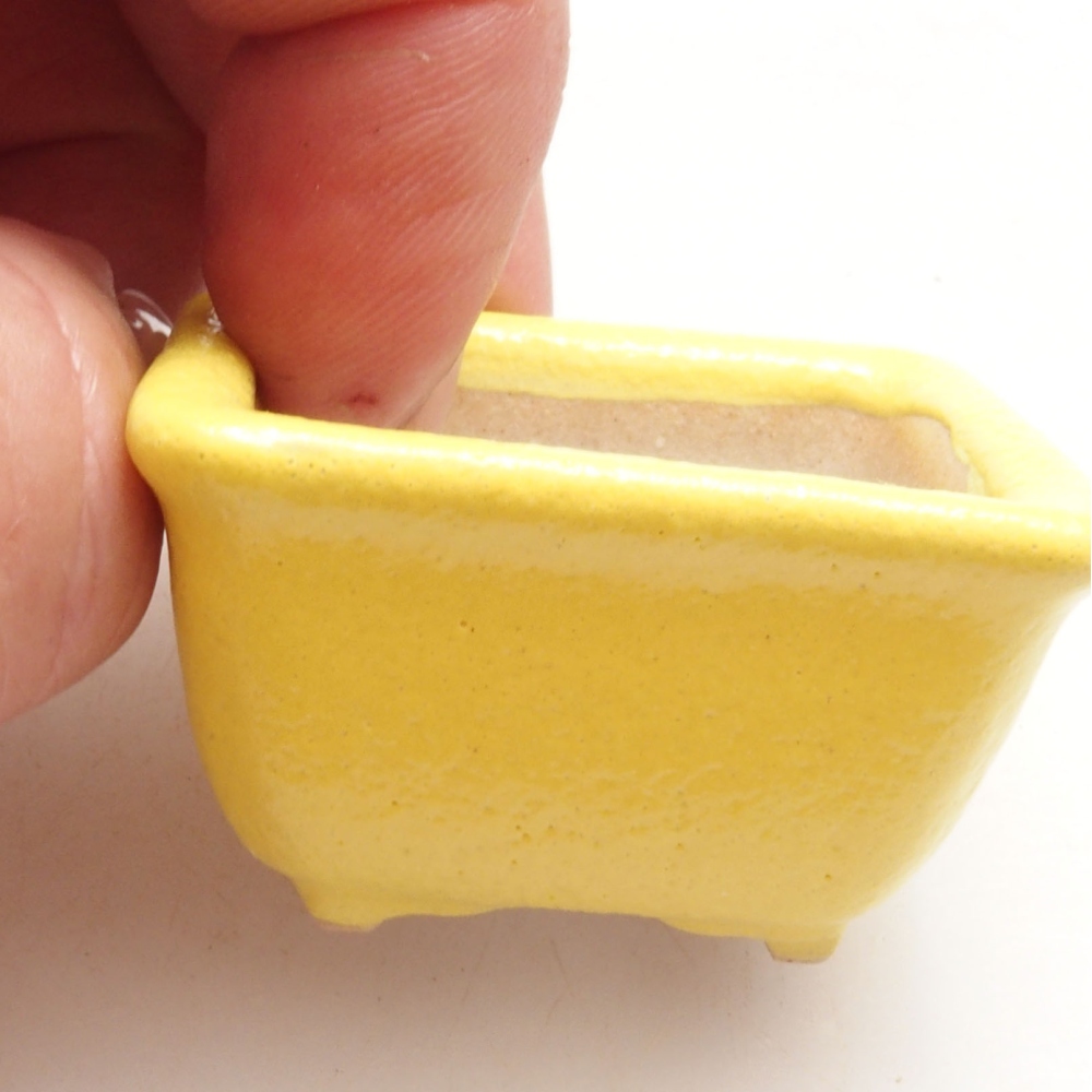 Ceramic bonsai bowl 4 x 3 x 2,5 cm, yellow