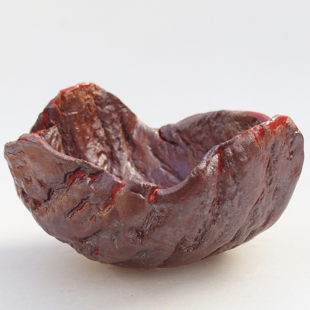 Ceramic Shell 10 x 9,5 x 6 cm , colour brown