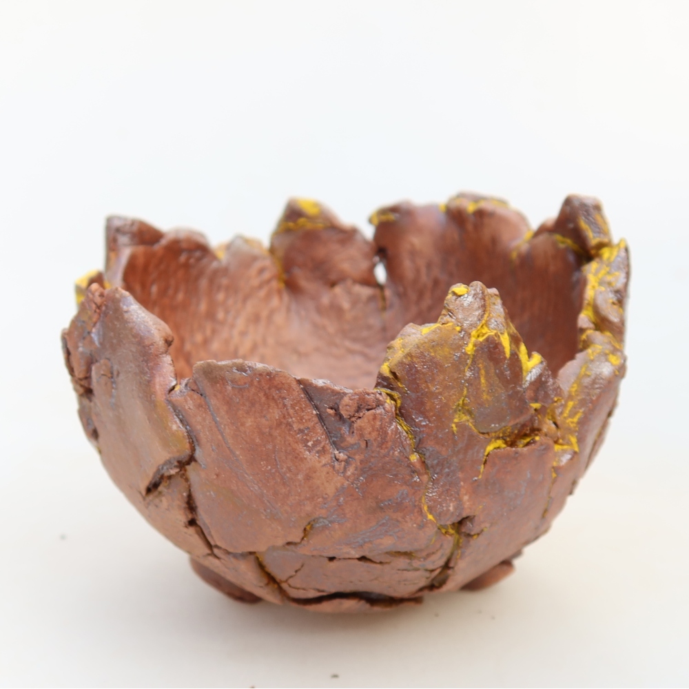 Ceramic Shell, 11 x 10 x 7 cm, yellow