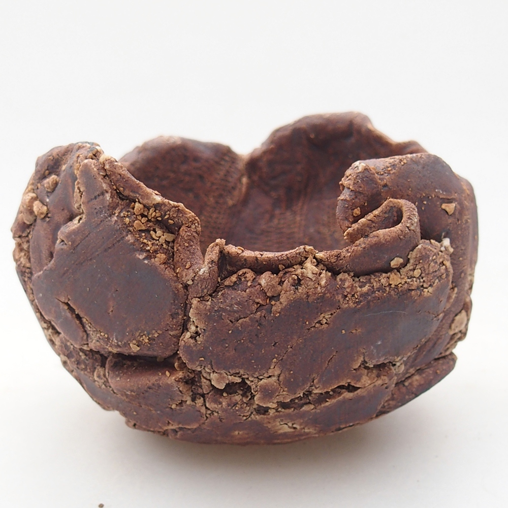 Ceramic Shell 9 x 8,5 x 6,5 cm , colour brown