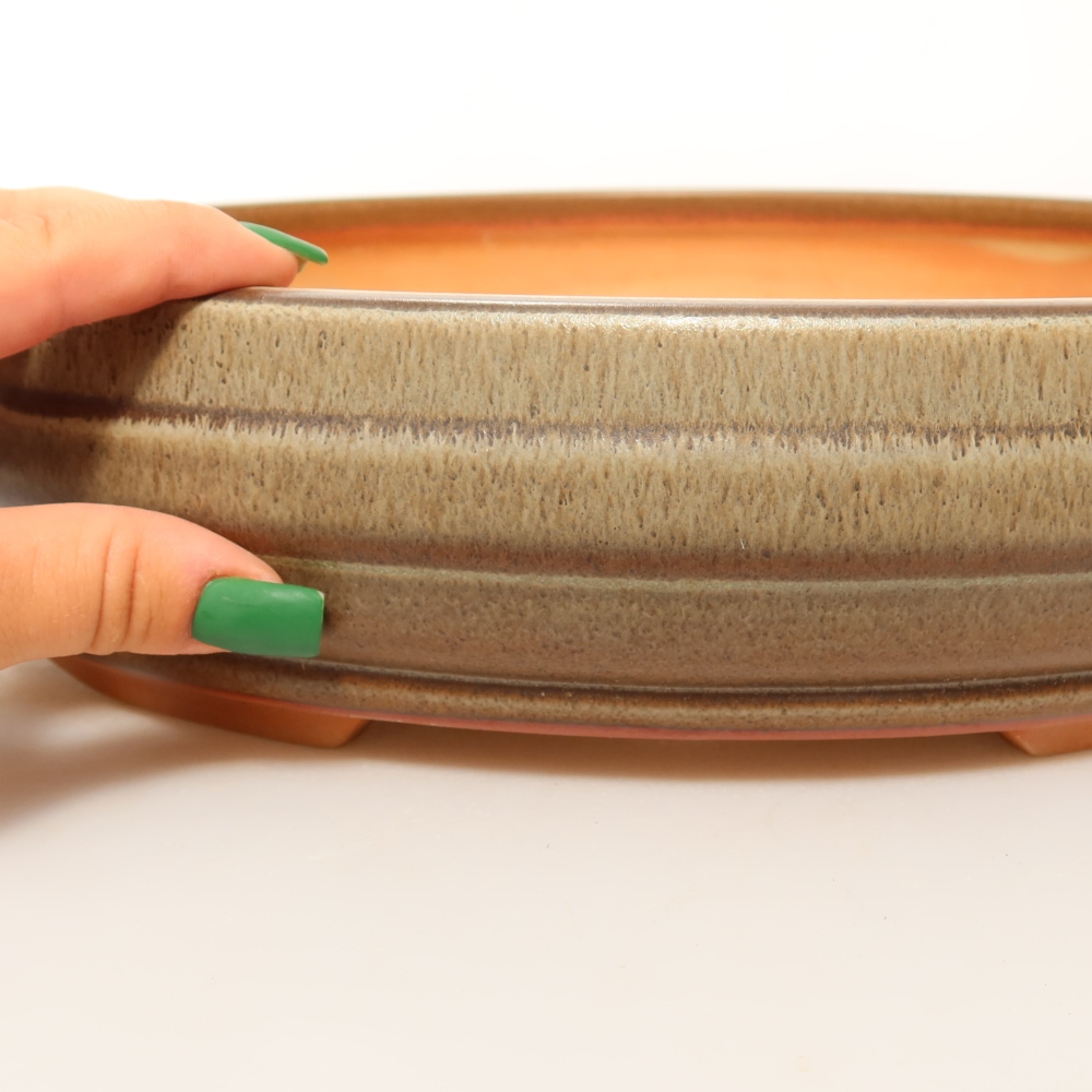Ceramic Shell  33 x 33 x 7.5 cm, brown