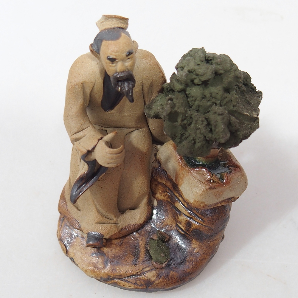 Ceramic figurine - Bonsaiista
