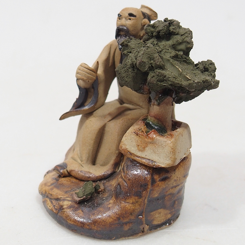 Ceramic figurine - Bonsaiista
