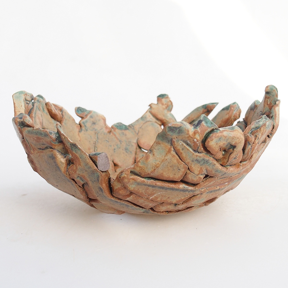 Ceramic shell 14 x 14 x 6,5 cm , colour green