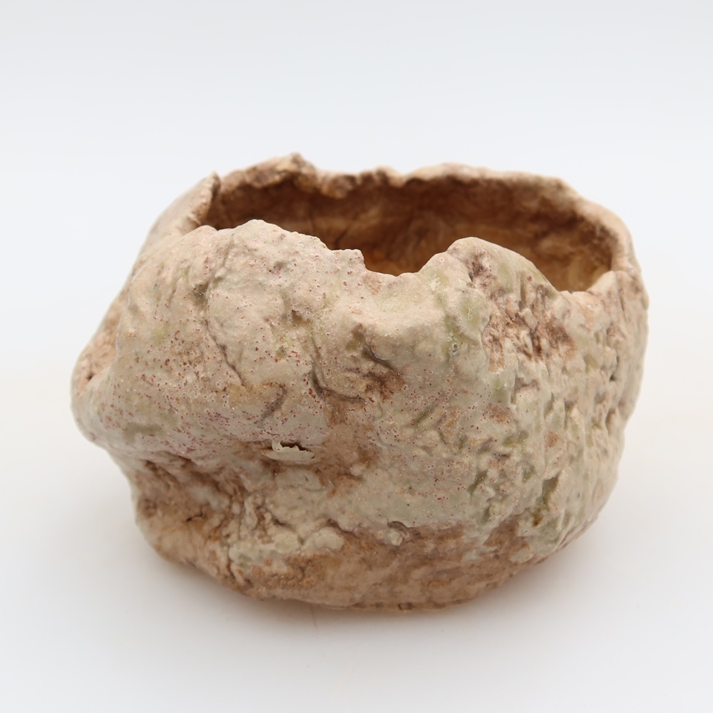 Ceramic Eggshell, 5.5 x 5 x 5.5 cm, beige-brown