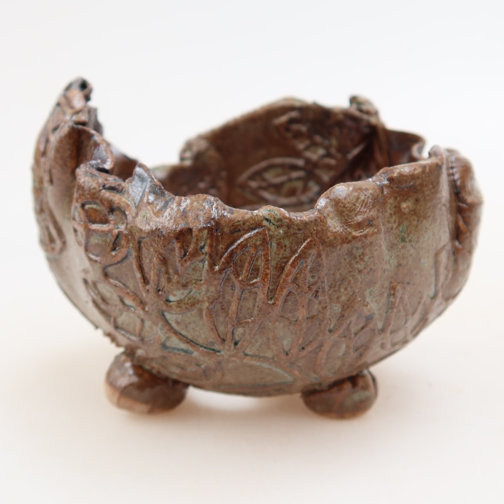 Ceramic Shell, 8.5 x 8.5 x 7 cm, brownish-green
