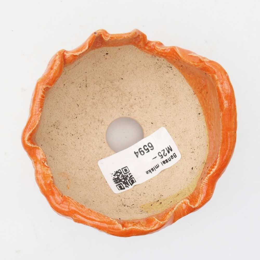 Ceramic Shell 8,5 x 8,5 x 6,5 cm , colour orange