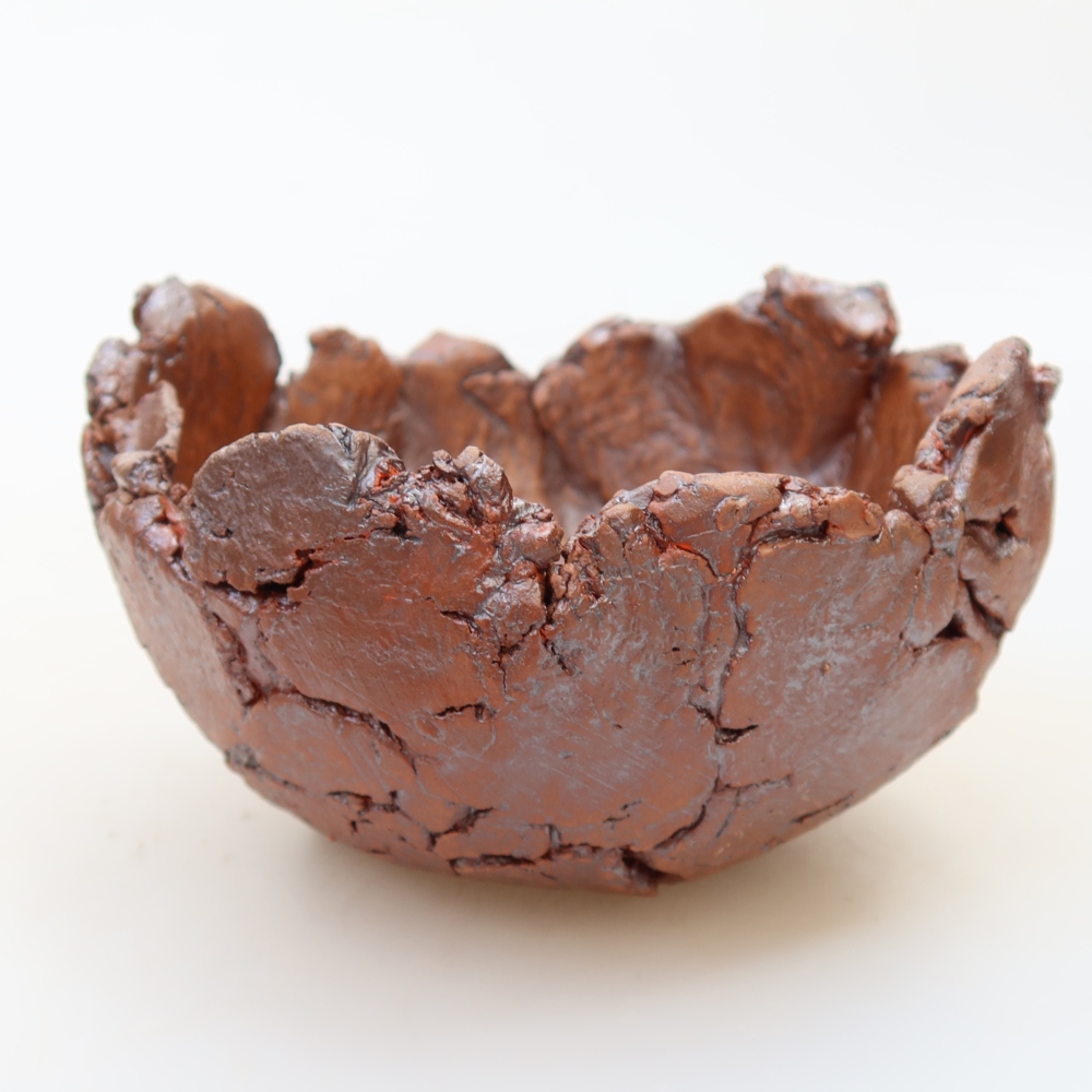 Ceramic Shell 10 x 10 x 7 cm , colour brown