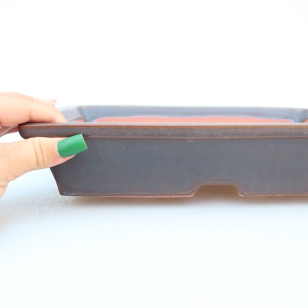 Ceramic Bowl  26 x 20 x 5 cm, brown