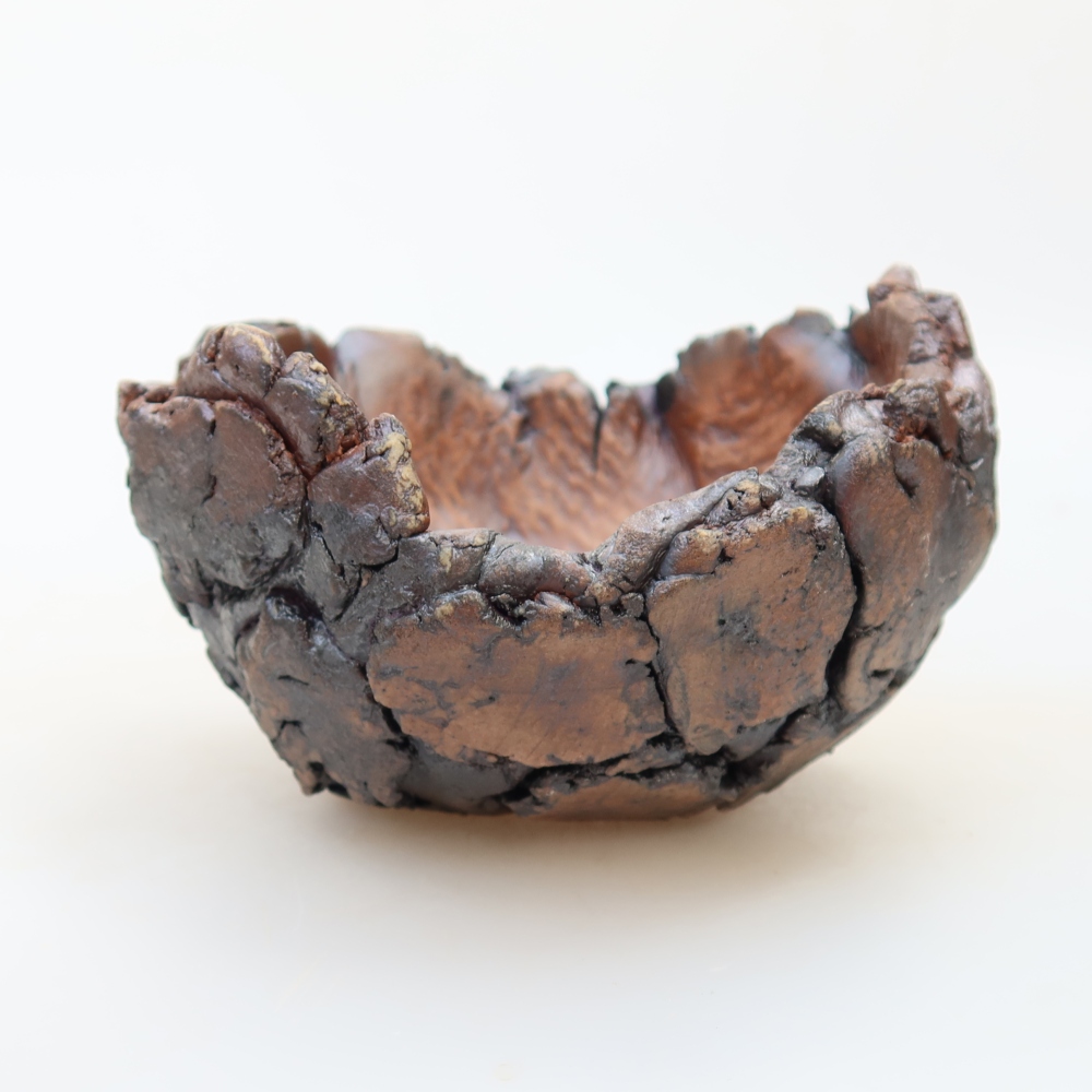 Ceramic Shell, 12 x 11 x 7 cm, brown