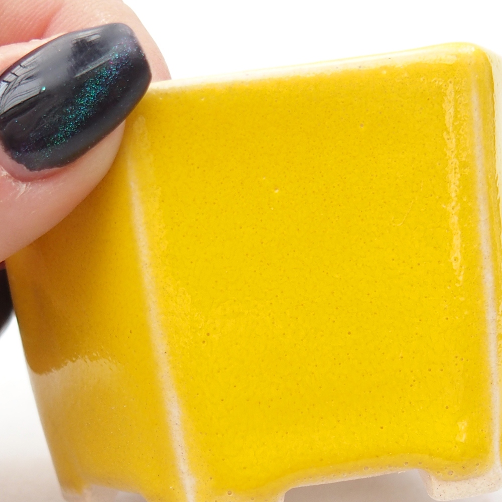 Mini bonsai bowl 7 x 6,5 x 4,5 cm, yellow