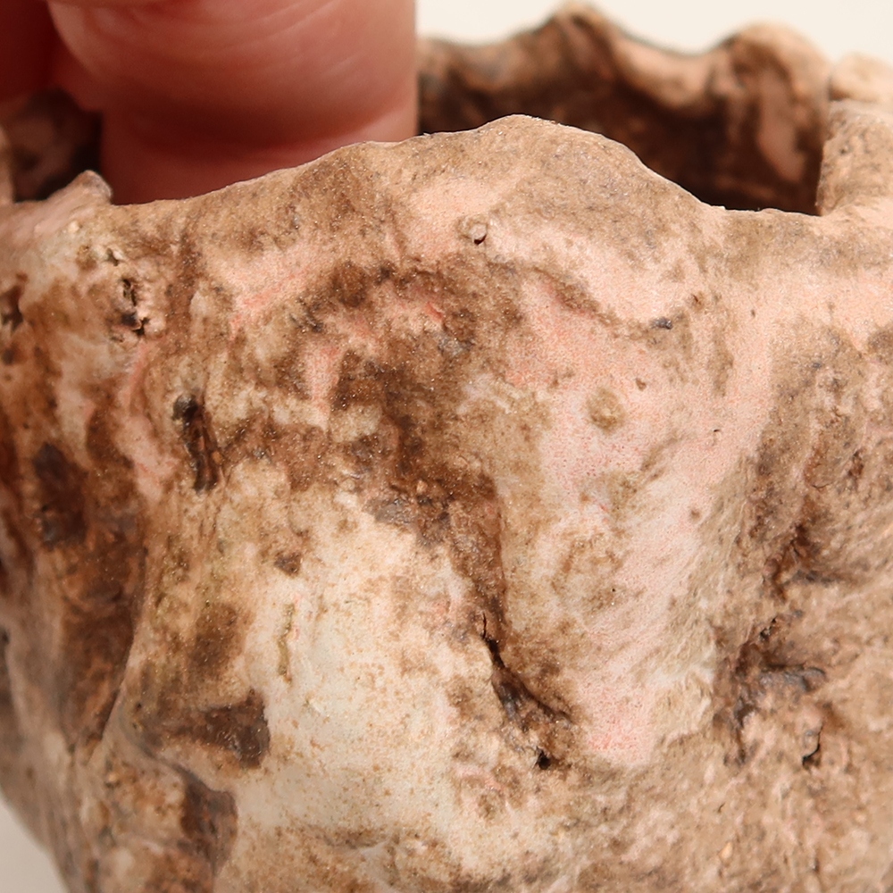Ceramic Eggshell, 5.5 x 5 x 5 cm, pink