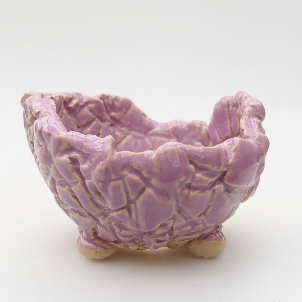 Ceramic Shell 9 x 9 x 6 cm , colour purple