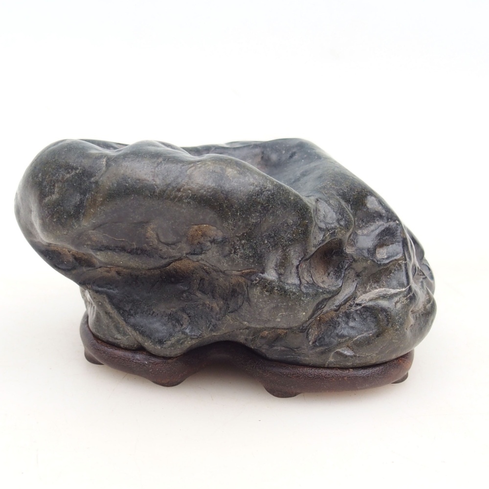 Suiseki - Stone with DAI (wooden pad)
