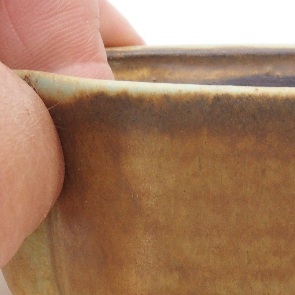 Ceramic bonsai bowl 7,5 x 7 x 3,5 cm, color brown
