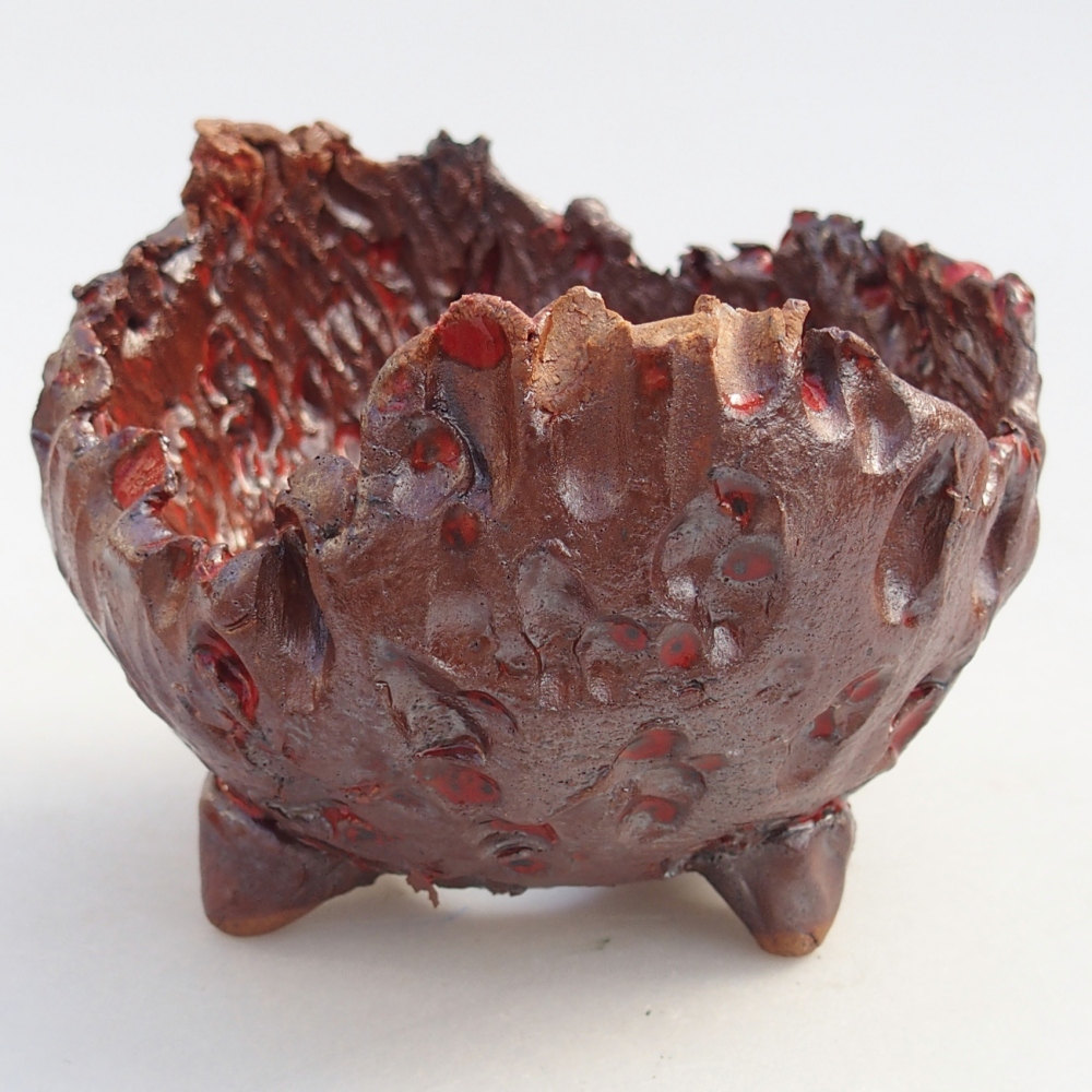 Ceramic Shell 10 x 9,5 x 8 cm , colour brown
