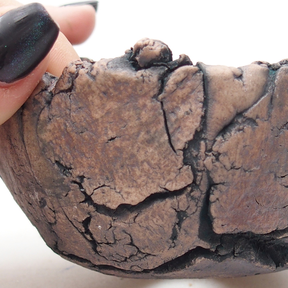 Ceramic Shell 9 x 8,5 x 6 cm , colour green