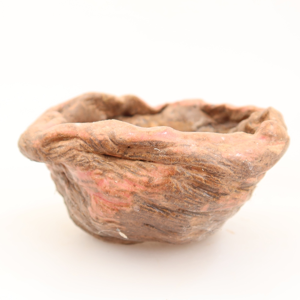 Ceramic Eggshell  7 x 6 x 4.5 cm, pink