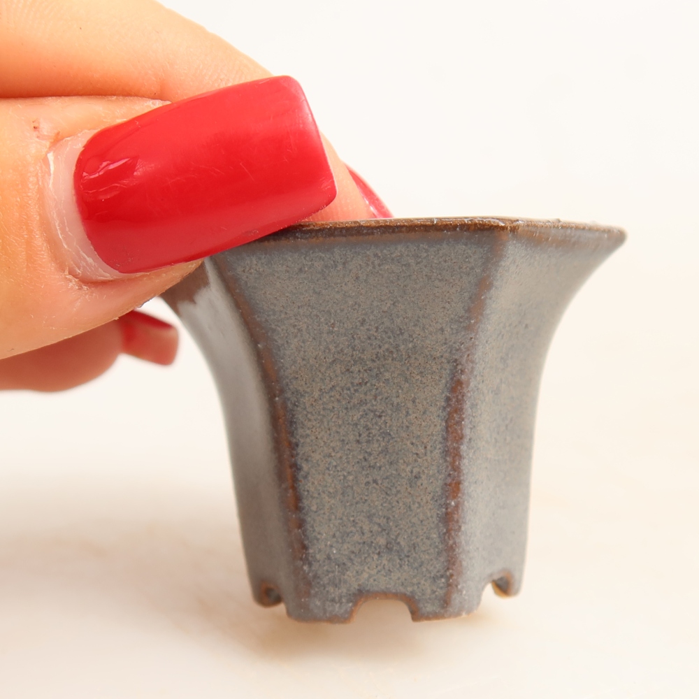 Ceramic bonsai pot, 4.5 x 4 x 3.5 cm, gray