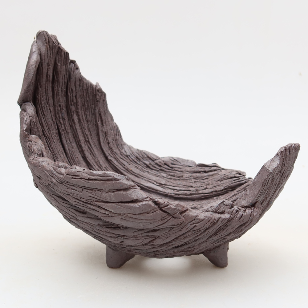 Ceramic Shell  14.5 x 11.5 x 13.5 cm, brown