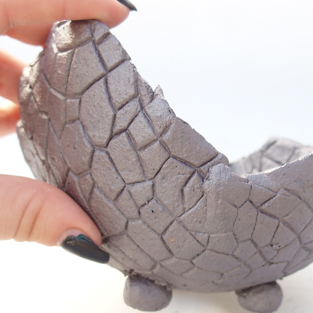 Ceramic Shell 13 x 13 x 10 cm , metallic colour