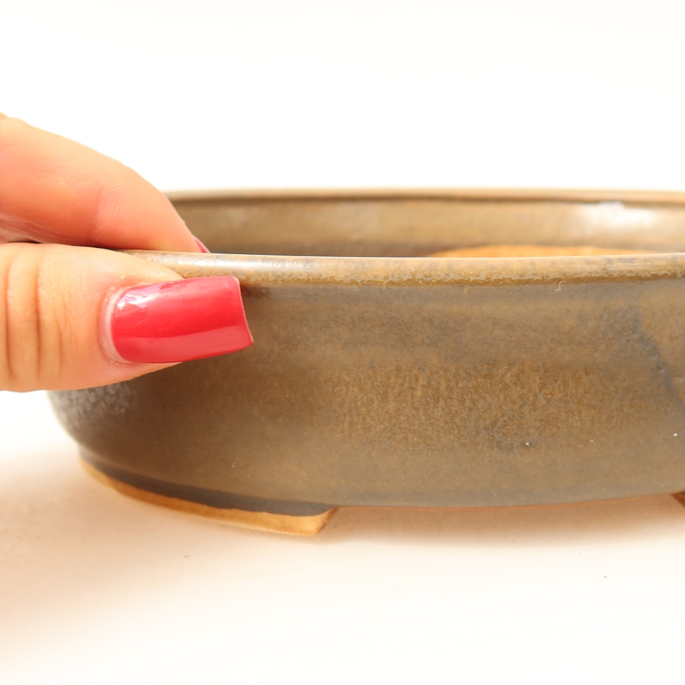 Ceramic bonsai bowl 17,5 x 16 x 4,5 cm, brown