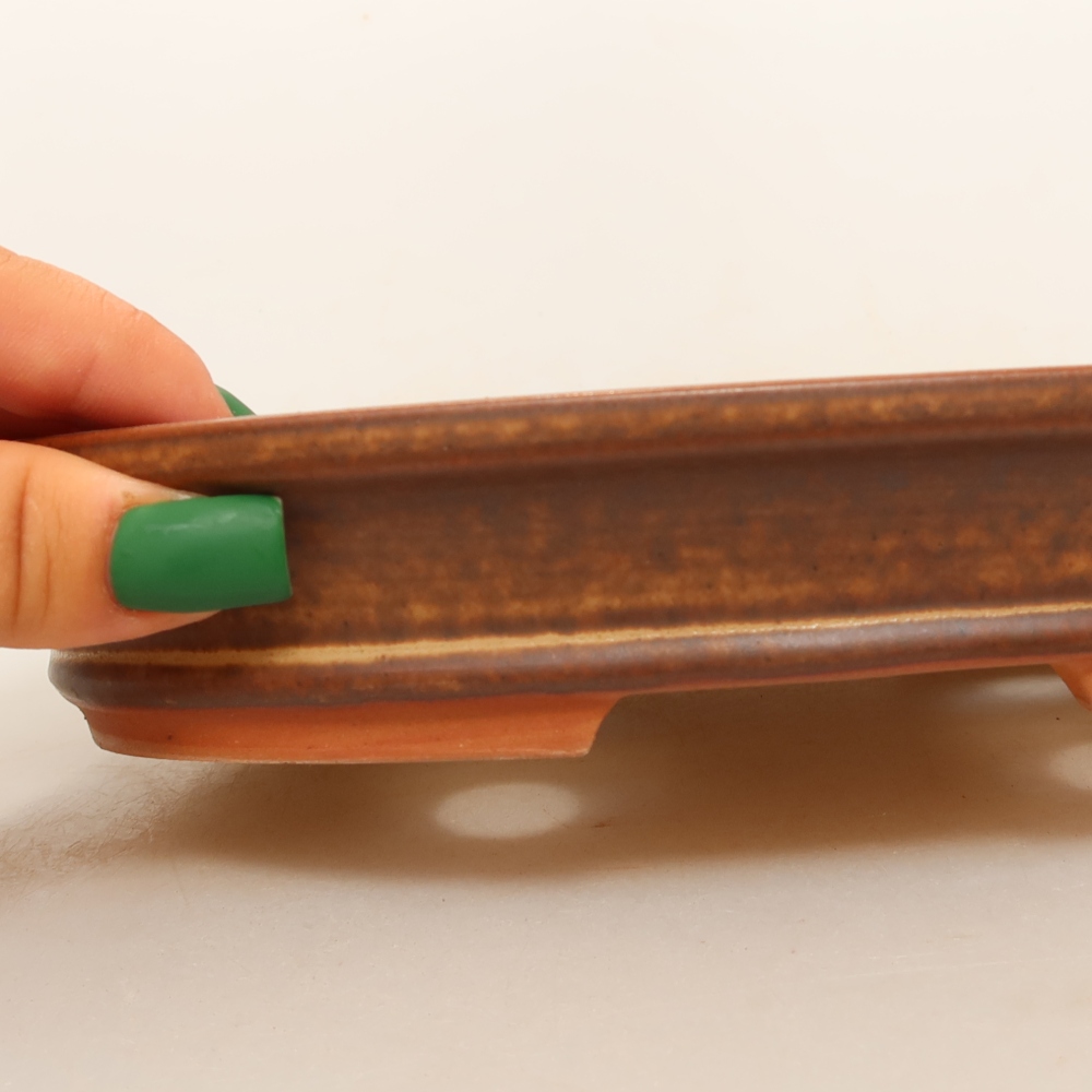 Ceramic Bowl  21 x 15 x 4 cm, brown