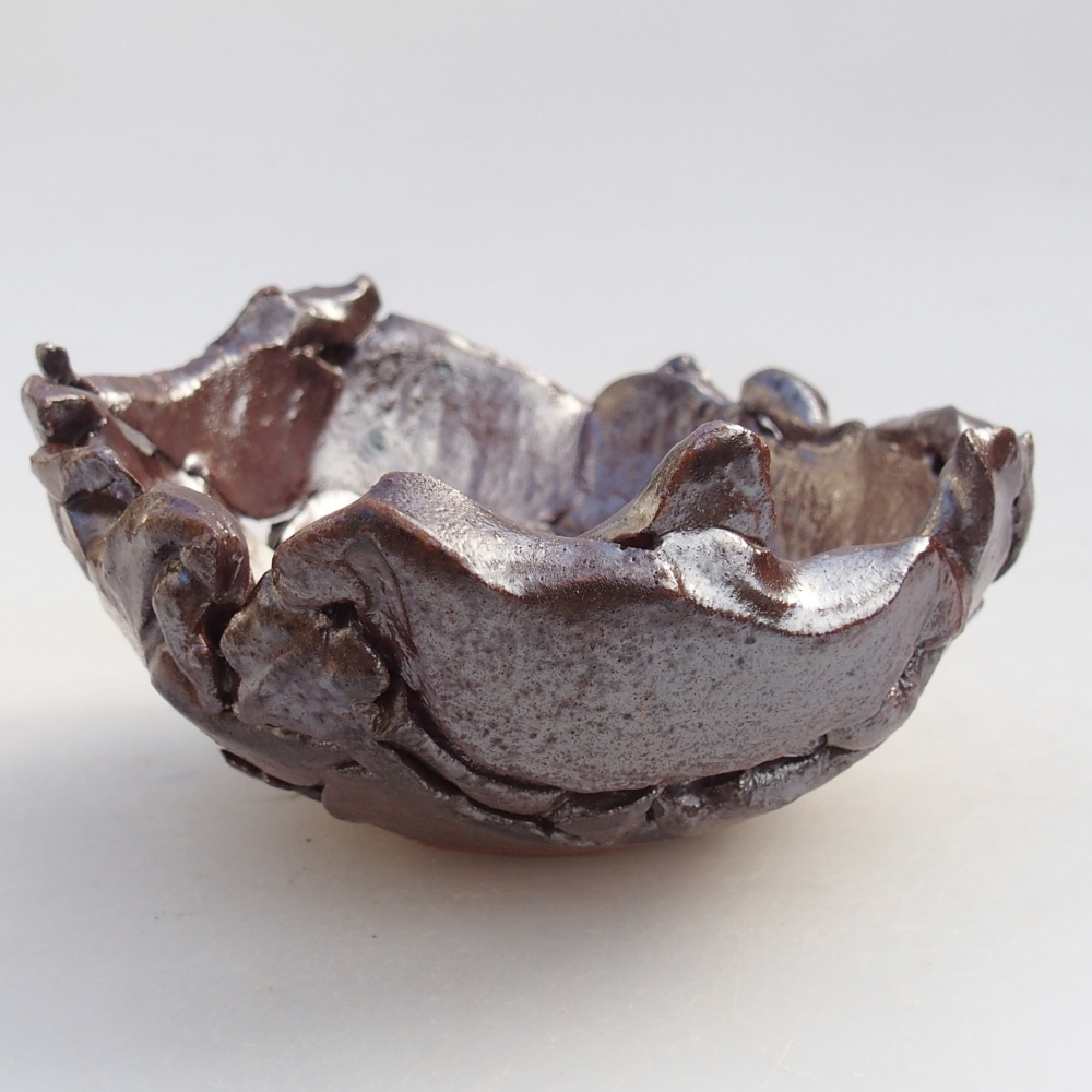 Ceramic Shell 10 x 10,5 x 5,5 cm , colour brown