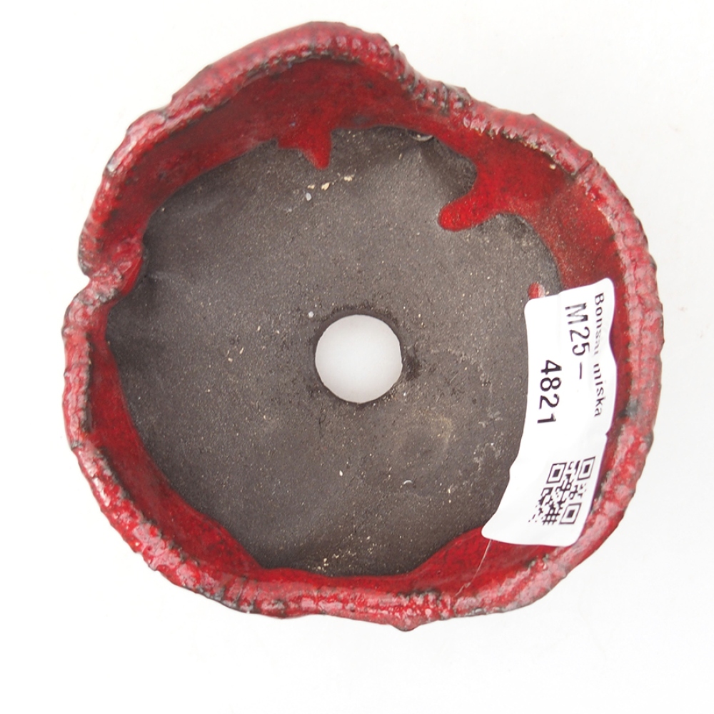 Ceramic shell 7,5 x 7 x 5 cm, color red