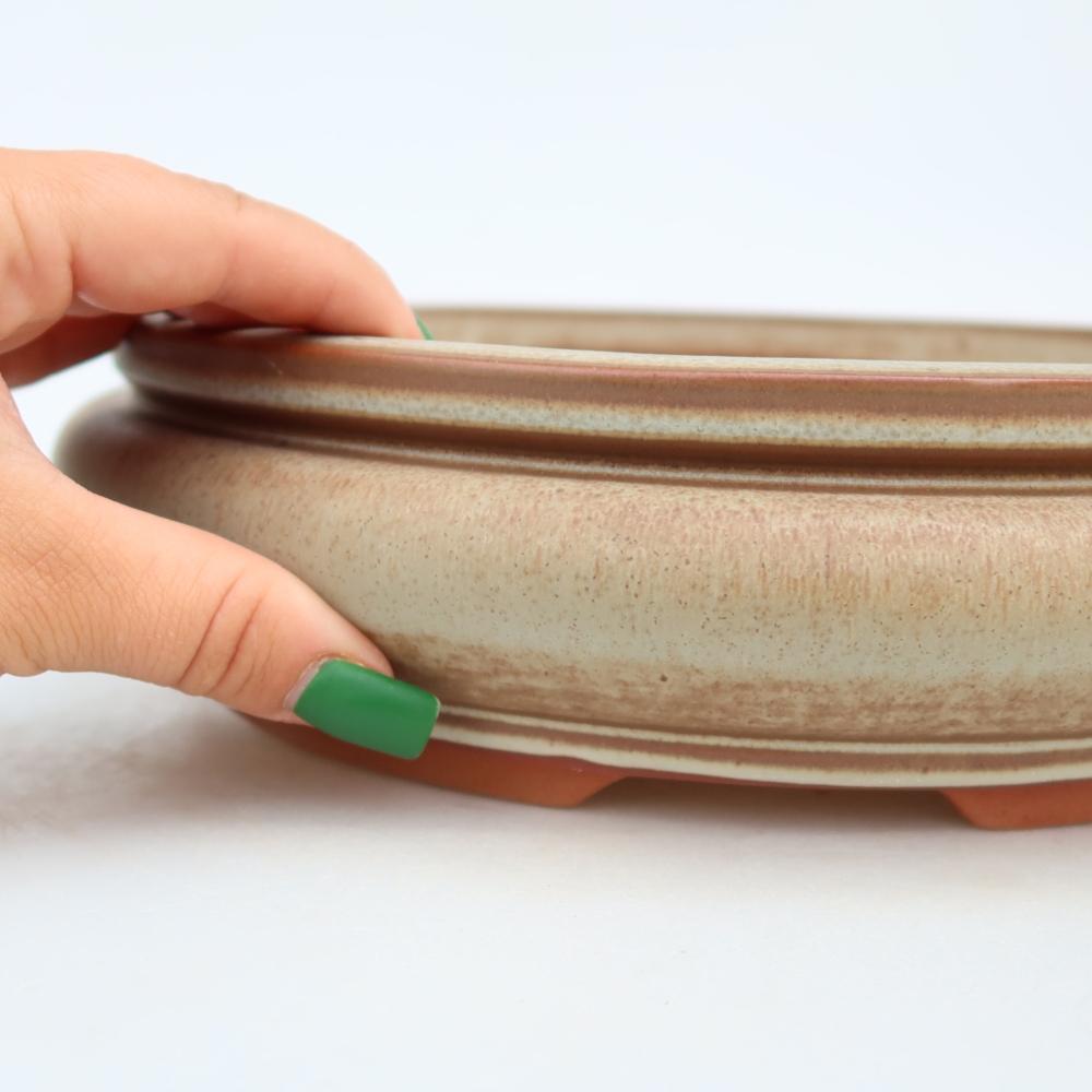 Ceramic Bowl  23 x 23 x 7 cm, beige