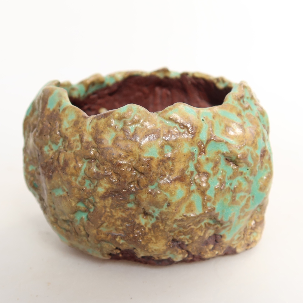Ceramic Shell, 7 x 7 x 5.5 cm, green