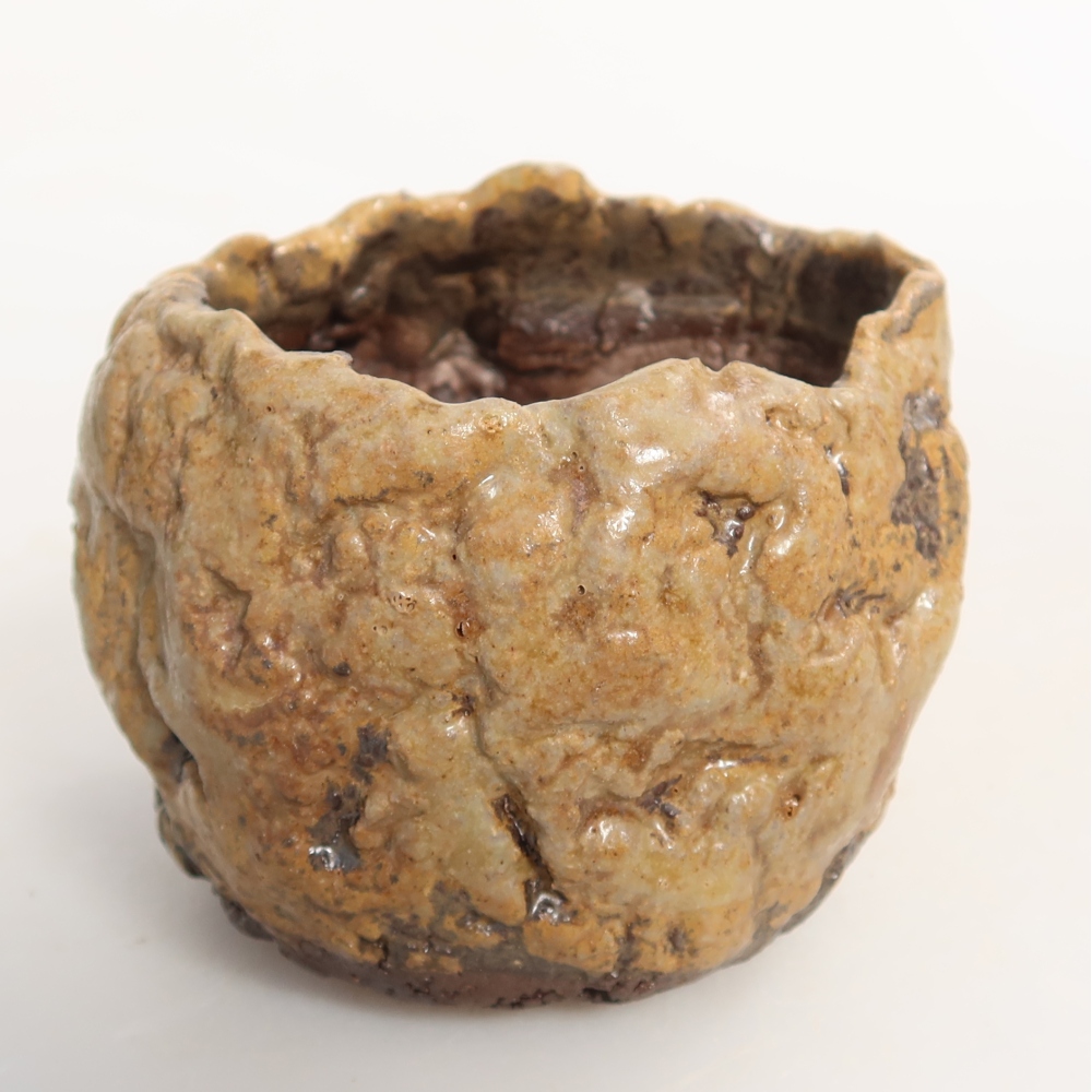 Ceramic Shell  7 x 6.5 x 6.5 cm, brown