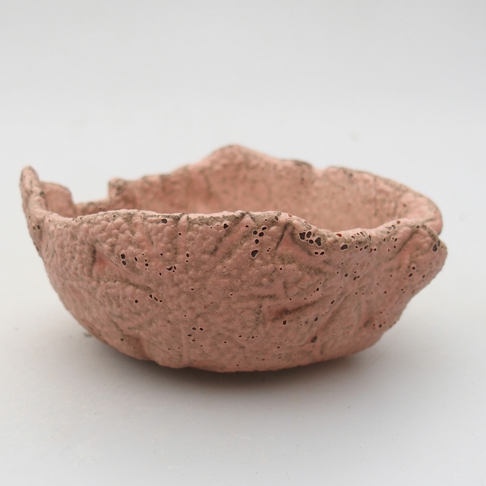 Ceramic Shell 9 x 8,5 x 4 cm , colour pink